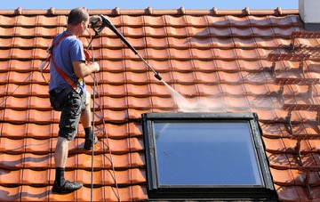 roof cleaning Groeslon, Gwynedd